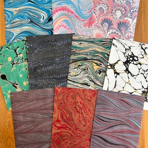 Dix feuilles de 4,75 x 6,25 po. de papier marbré à la main pour reliure, papier décoratif, pour encadrement, reliure, scrapbooking, collage, origami