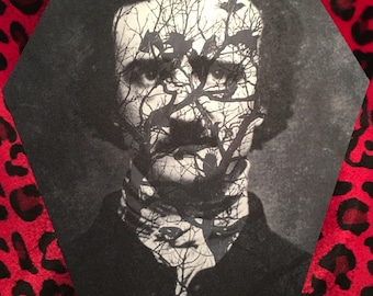 Toppa posteriore a forma di bara di Edgar Allan Poe