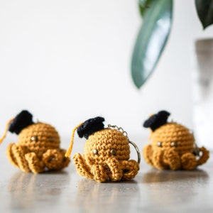 Crocheted Keychain, Crochet Octopus, Graduation Key Chain, Cute Accessories, Backpack Keychain, Crochet Toy, Crochet Animal