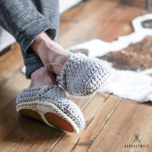 LES CONFOS Pantoufles pour hommes et femmes souliers de maison moderne en laine idée cadeau pour lui papa crochet tricot image 3