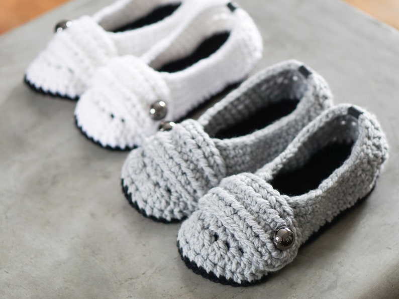 Crochet Slippers Pattern, Home Shoes Pattern, Women Slippers Pattern, Bridal Slippers, Wool Feet Warmer, Crochet Shoes, House Slippers Gift image 4