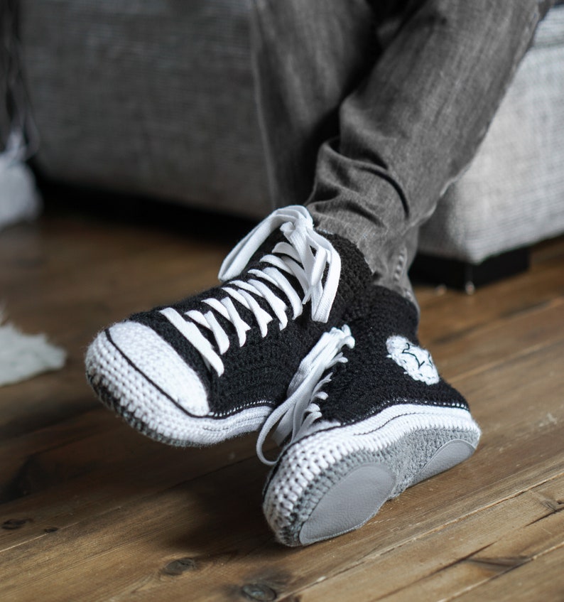 CROCHET slippers PATTERN | Crochet shoes style | High top Sneaker tutorial for men and women image 6