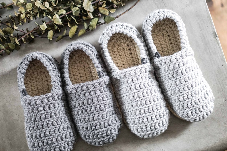 LES CONFOS Pantoufles pour hommes et femmes souliers de maison moderne en laine idée cadeau pour lui papa crochet tricot image 5