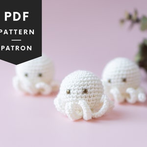 Crochet mini octopus pattern amigurumi, the cutest squid, crochet sea animal for baby mobile