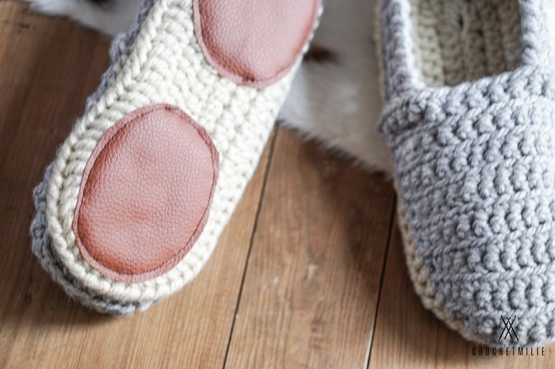 LES CONFOS Pantoufles pour hommes et femmes souliers de maison moderne en laine idée cadeau pour lui papa crochet tricot image 4
