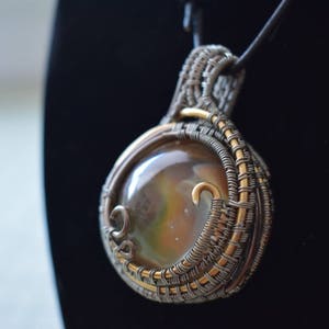 Wire Wrapped Glass Cab image 2