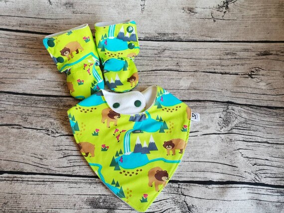 boots dribble bibs