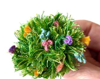 Making a Flower Meadow Brooch