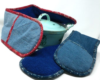Handmade potholder, Double Oven Mitt, heat resistant, upcycled oven glove for your handmade kitchen - recycled jeans