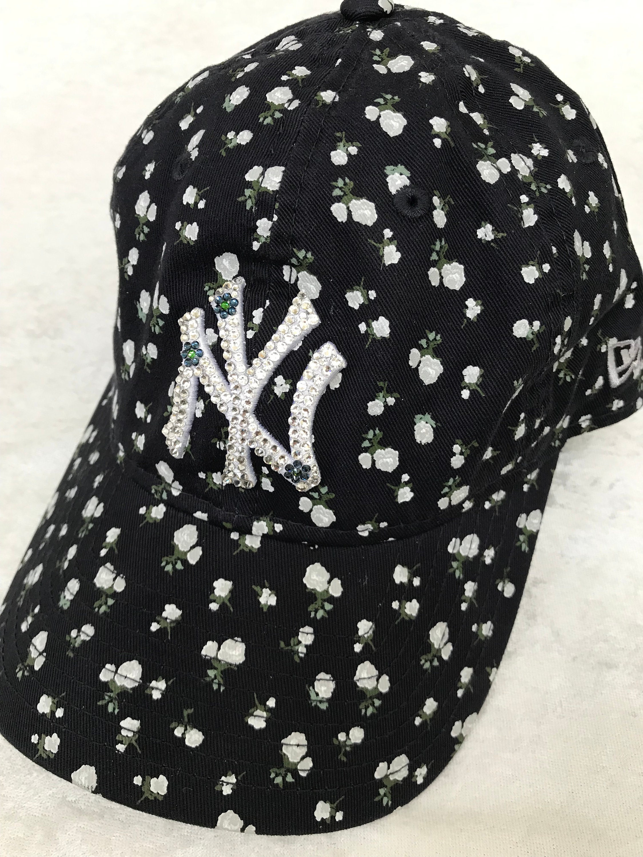 New Bling New York Yankees Swarovski Hat (Navy) New Era x Swarovski Yankees Fitted 59FIFTY Hat [12107938  main image 3