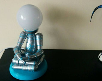 Lotus Robot Lamp