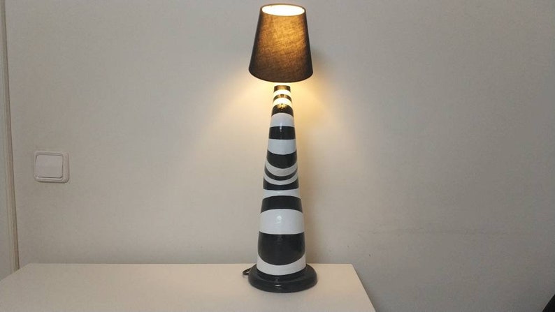 Curvy Beetlejuice Lamp image 5