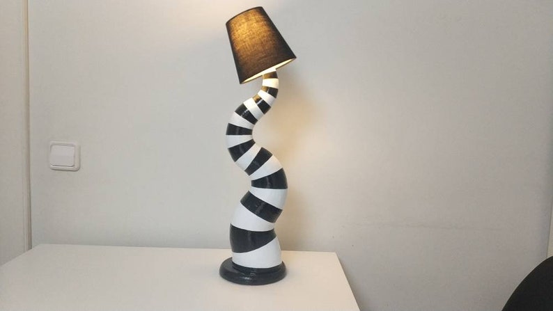 Curvy Beetlejuice Lamp image 1