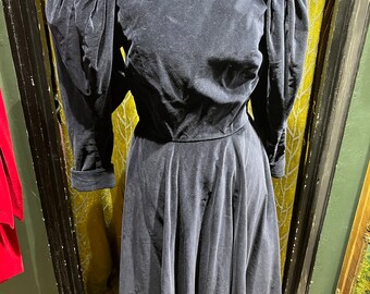 Vintage 80s, Droopy & Brown Dress, Size 10 (Vtg 14) Red