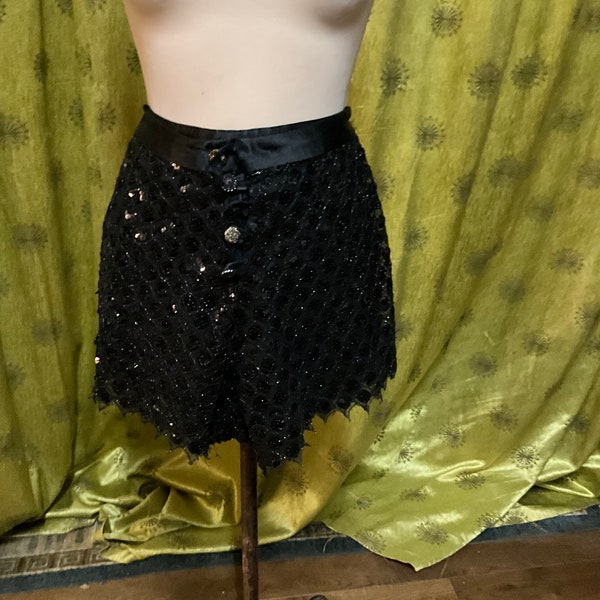 Short à sequins losanges idéal pour un déguisement