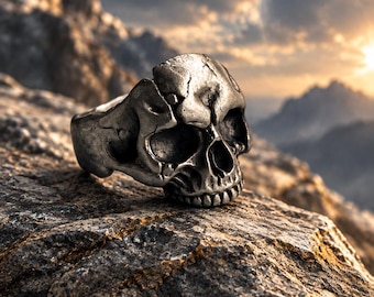 Skull Ring for Men, Gothic bronze Ring, Handmade Biker Ring, Heavy Metal Style, Unique Gift for Husband, Brother or Friend