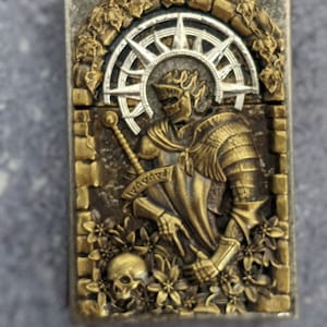 emblema in ottone per accendino, scatola di fiammiferi, portasigarette, Il Cavaliere Oscuro