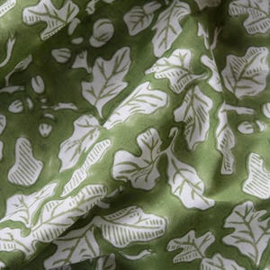 Stampa floreale verde scuro, tessuto per abiti, tessuto da cucito, tessuti indiani, tessuto tagliato su misura Tessuto in cotone India Block Print, tessuto indiano