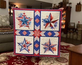 Americana patriotic small quilt