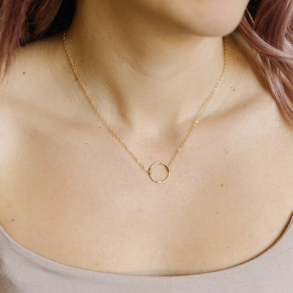 Circle necklace / Sterling Silver 14K Gold Fill Circle Pendant Minimalist necklace dainty chain/ Minimalist romantic gifts for her 18"