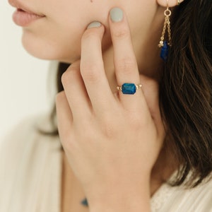 Lapis Lazuli Ring, Women Wire Wrapped Ring, Stacking Ring, Gemstone Jewelry, 14K Gold Filled Ring, Rectangle Ring, Unique Gift For Sister