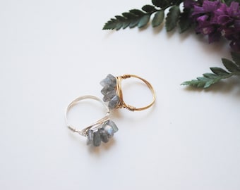 Labradorite Multistone ring/ raw flash ring / grey stone ring / wire wrapped gemstone ring