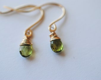 Peridot Drop earrings/olive green teardrop drop dangle simple earrings/gifts for her/august birthstone classic traditional