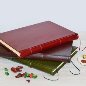 10"x14" Italian Journal, Guest book, Leather sketchbook, Grimoire, Spell book - Hardcover - 320 writing blank or lined pages
