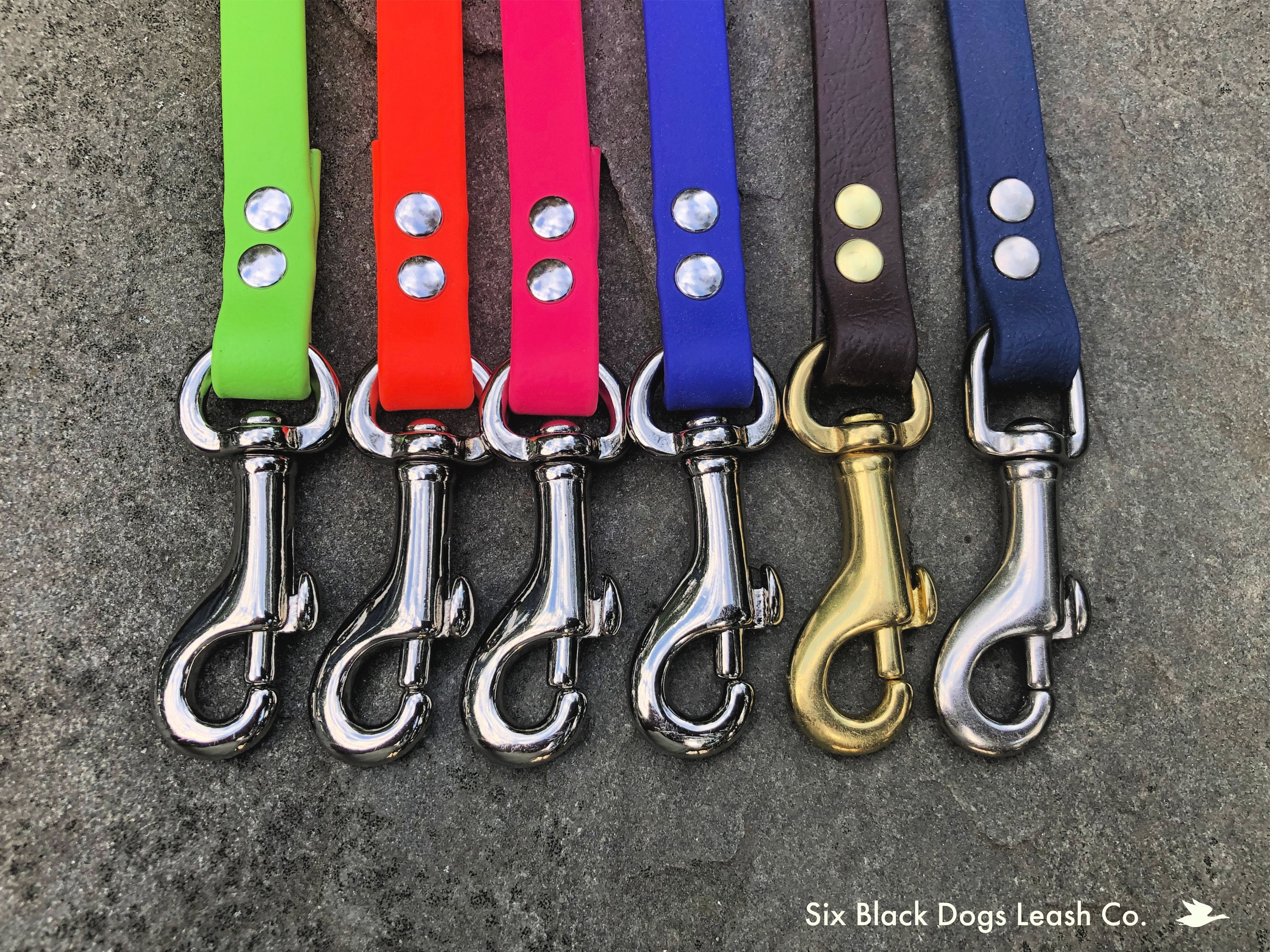 Leash snap top