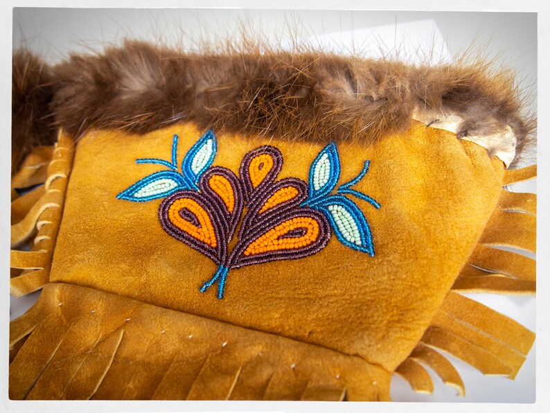 Vintage Inuit Mittens Moose Hide Gauntlets Handcrafted Inuit - Etsy