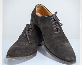 Brown Suede Shoes, CHURCH'S of ENGLAND Shoes, Vintage Men's Fashion, Vintage Cap Toe Shoes, Designer Shoes, Vintage Shoes, Made in England