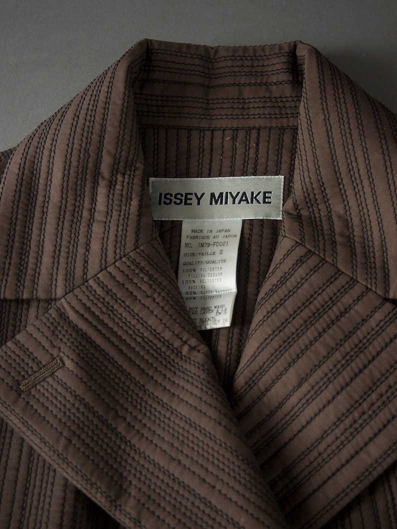 FREE SHIPPING to Canada and U.S.A Vintage 80s Issey Miyake Jacket Retro 1980/'s Designer Ladies Double Breasted Issey Miyake Jacket