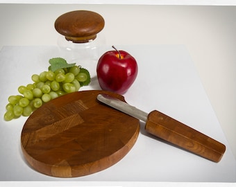 Vintage 60s Kitchenware, Teak Cutting Board, Mid Century Decor, Danish Modern Kitchen Decor, Jens Quistgaard Teak, Staved Teak Board