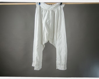 Antique Edwardian Bloomers, Vintage 1920s Starched Cotton Bloomers, White Cotton and Lace Knickers