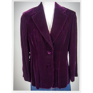 Vintage 80s Jacket, Vintage Fashion, Silk Velvet Blazer, Romantic Fashion, Burgundy Velvet Coat, Boho Fashion, Tom Boy Fashion, Streetwear