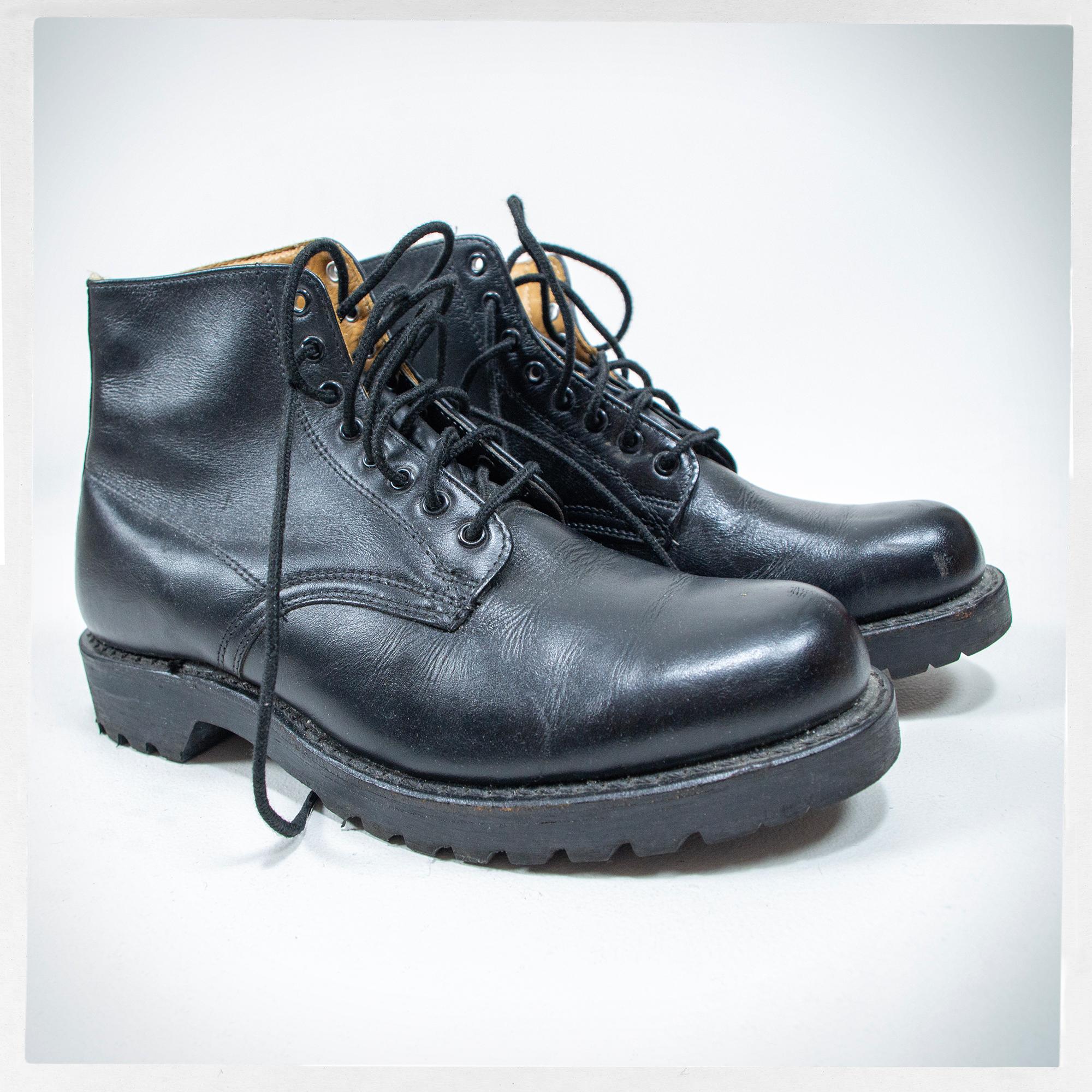 靴 90s service shoe by Thurmont Shoe 90s Work Shoes - Etsy