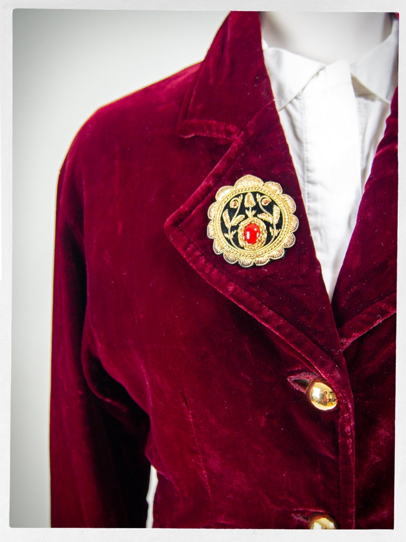 Retro 90s Velvet Jacket, Burgundy Jacket, Cocktail Jacket, Vintage Fashion, Boho Chic Fashion, Romantic Fashion, Silky Velvet Jacket, Y2K bild 4