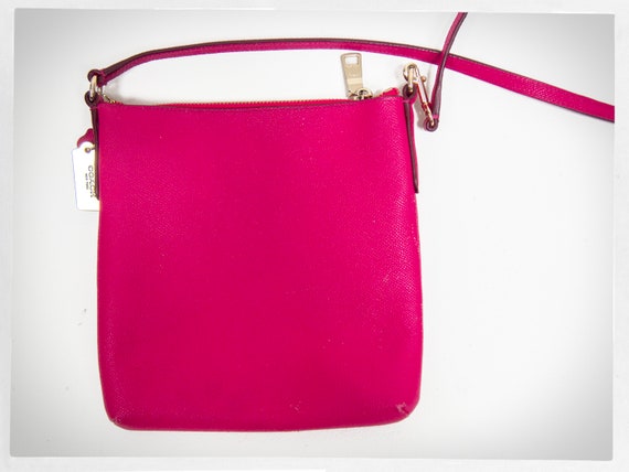 coach hot pink crossbody bag