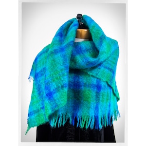 Retro 90s Shawl, Mohair Wool Shawl, Mohair Plaid Shawl, Statement Mohair Shawl, Vintage Fashion, Boho Fashion, KERRYMUIRE Mohair Throw