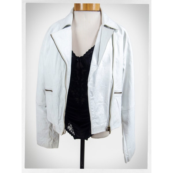 90s White Leather Jacket, Vintage Fashion,  90s Motorcycle Jacket, Retro 80s Oversized Disco Jacket, Rockabilly Fashion, New Wave Fashion