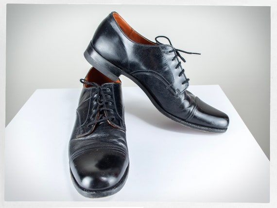 Vintage 40s Shoes, 40s Dress Shoes, Vintage 50s TREADMASTER Vintage 40s Shoes, 40s Dress Shoes, Vintage 50s TREADMASTER
