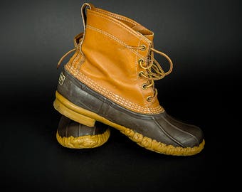 initial duck boots