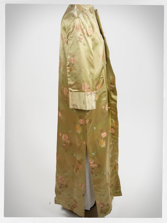 Retro 70s Robe, Vintage Satin Robe, Asian Dressin… - image 4