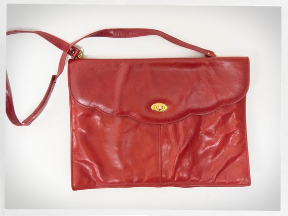 Vintage Bags: 70's / 80's Leather Bags