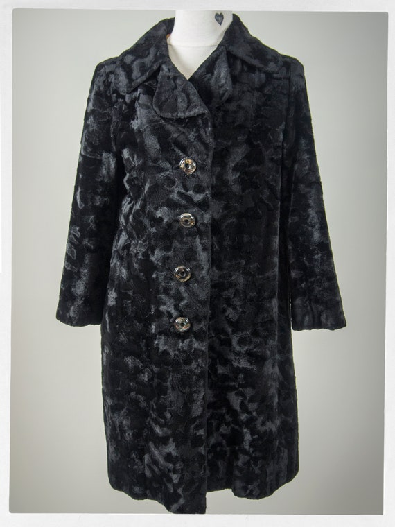 Vintage 60s Coat, 60s Faux Fur Coat, 70s Coat wit… - image 8