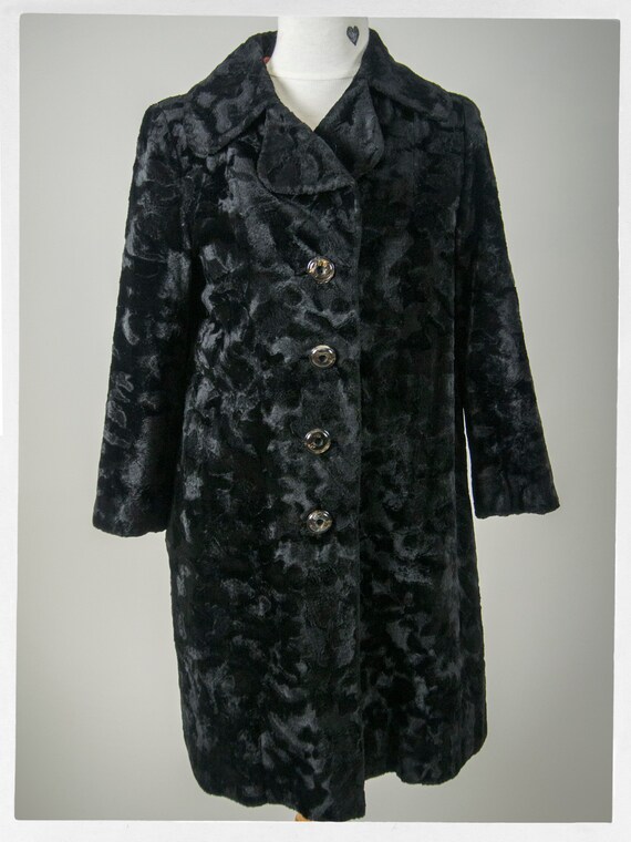 Vintage 60s Coat, 60s Faux Fur Coat, 70s Coat wit… - image 3