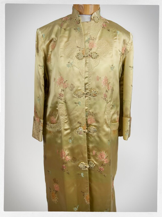 Retro 70s Robe, Vintage Satin Robe, Asian Dressin… - image 2