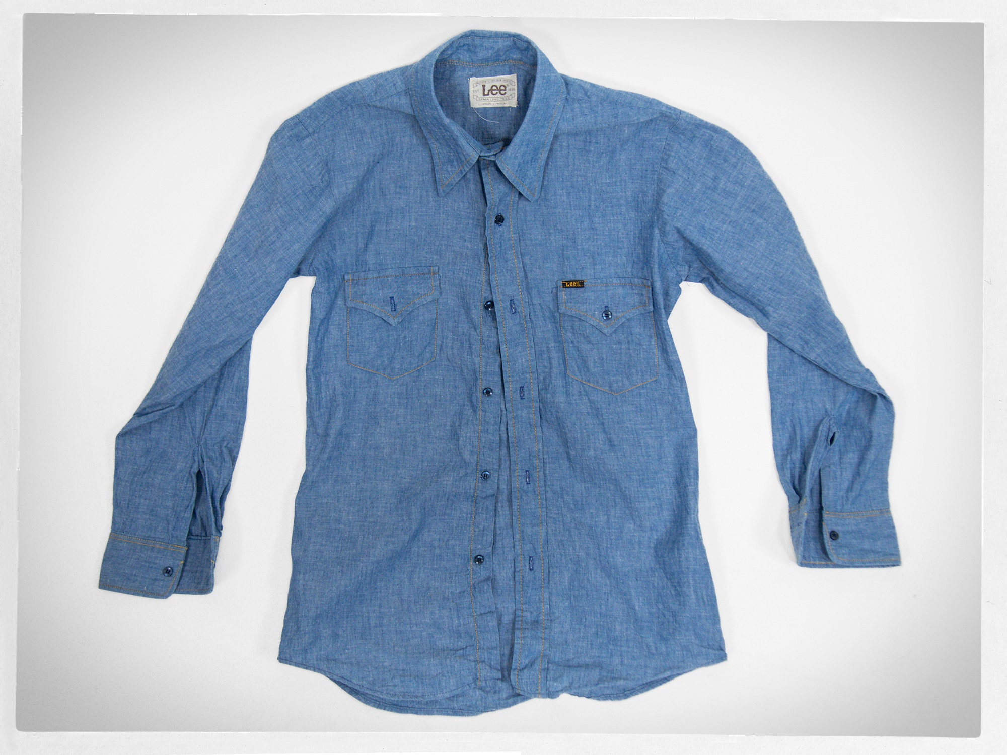 Vintage 70s Denim Shirt, Streetwear Fashion, LEE Denim Shirt Vintage 70s Denim Shirt, Streetwear Fashion, LEE Denim Shirt