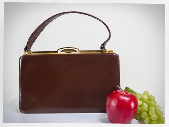 Retro 50s Bag, 60s Leather Purse, Antique 60s Purse, Kiss Clasp 