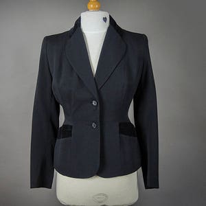 Vintage 40s Suit, Vintage 40s Fitted Suit, Retro 40s Skirt and Jacket, 40s Ladies Suit, Vintage Fashion, PIN UP Fashion, Rockabilly Fashion